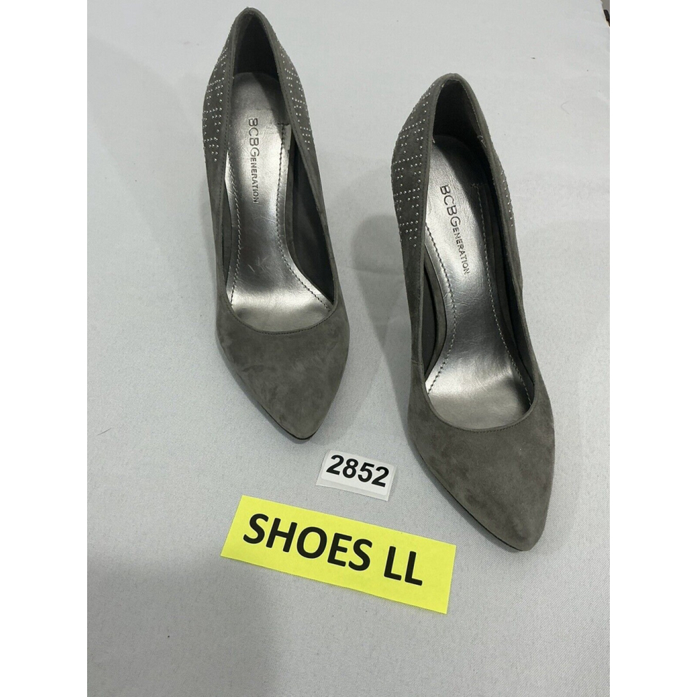 Womans BCBG Generation 6 M Gray Suede Studs Slip On Heel Pumps NWOT